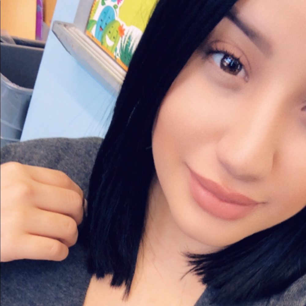 Meet your Posher, Jazmin